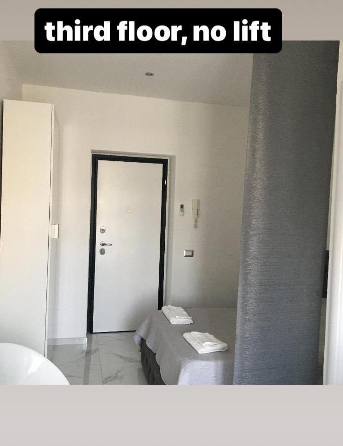 Studio Triboniano Apartment Milan Exterior photo